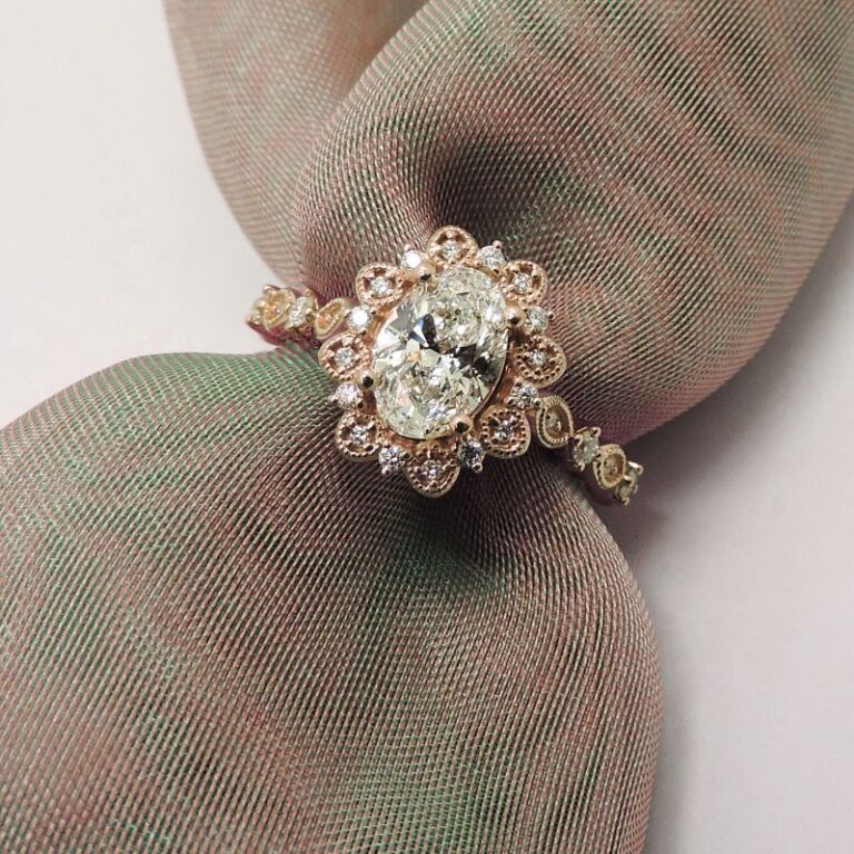 Engagement Blog 6-14K Rose Gold Oval Dia Halo