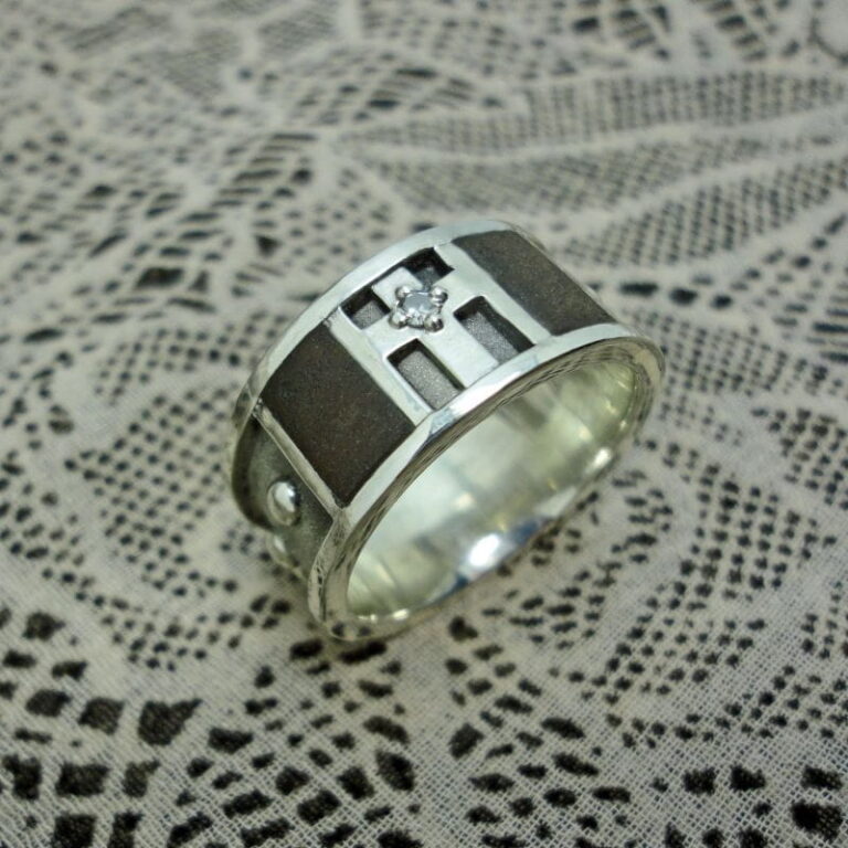 Garden of The Gods Sandstone Ring