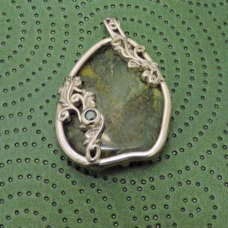 Garden of the Gods River Rock Pendant